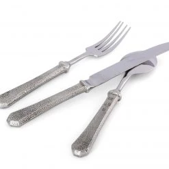 Vagabond House Garden Friends Hammered Flatware Set