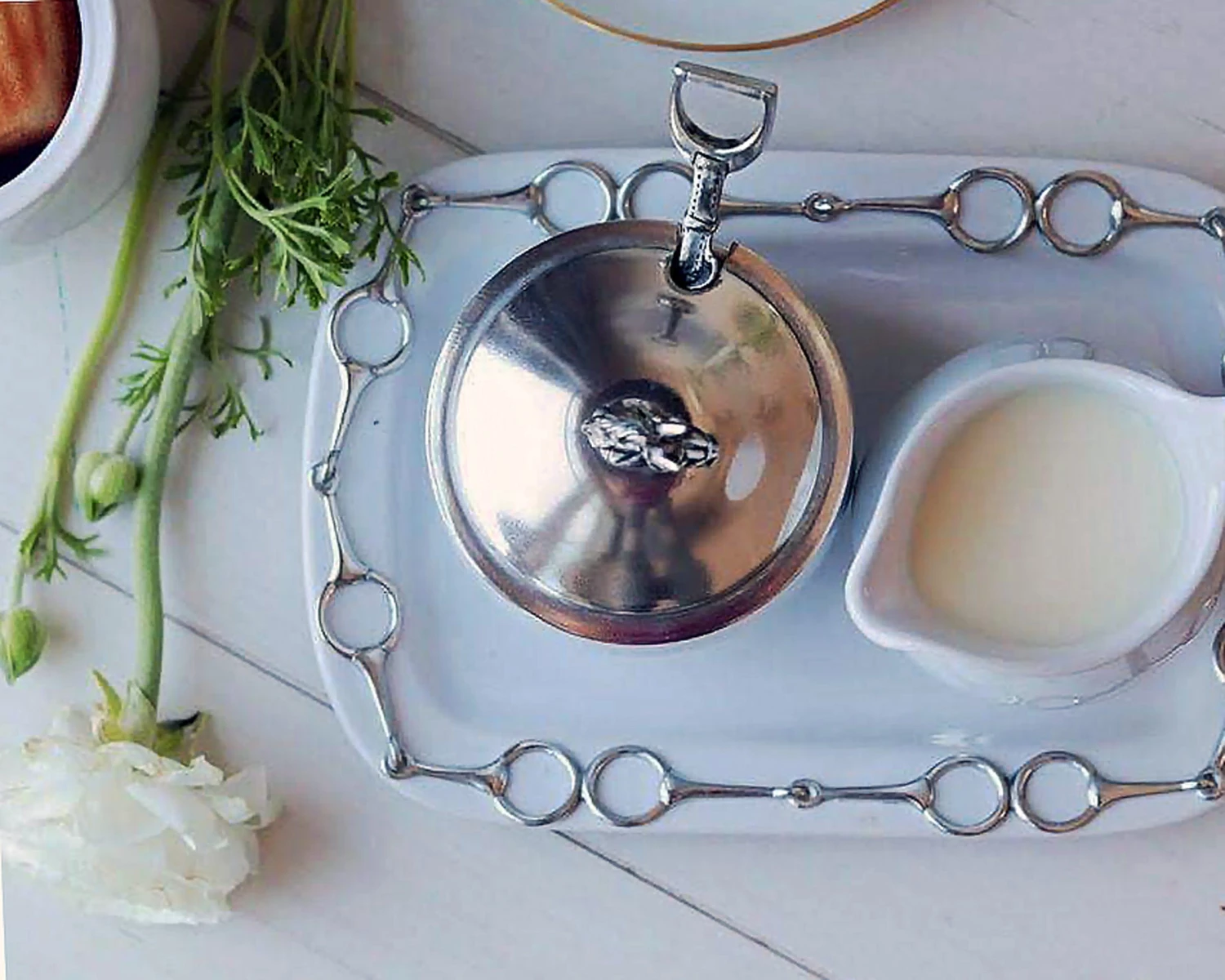 Vagabond House Equestrian Sugar And Creamer Set 5 Vagabond House Equestrian Sugar And Creamer Set