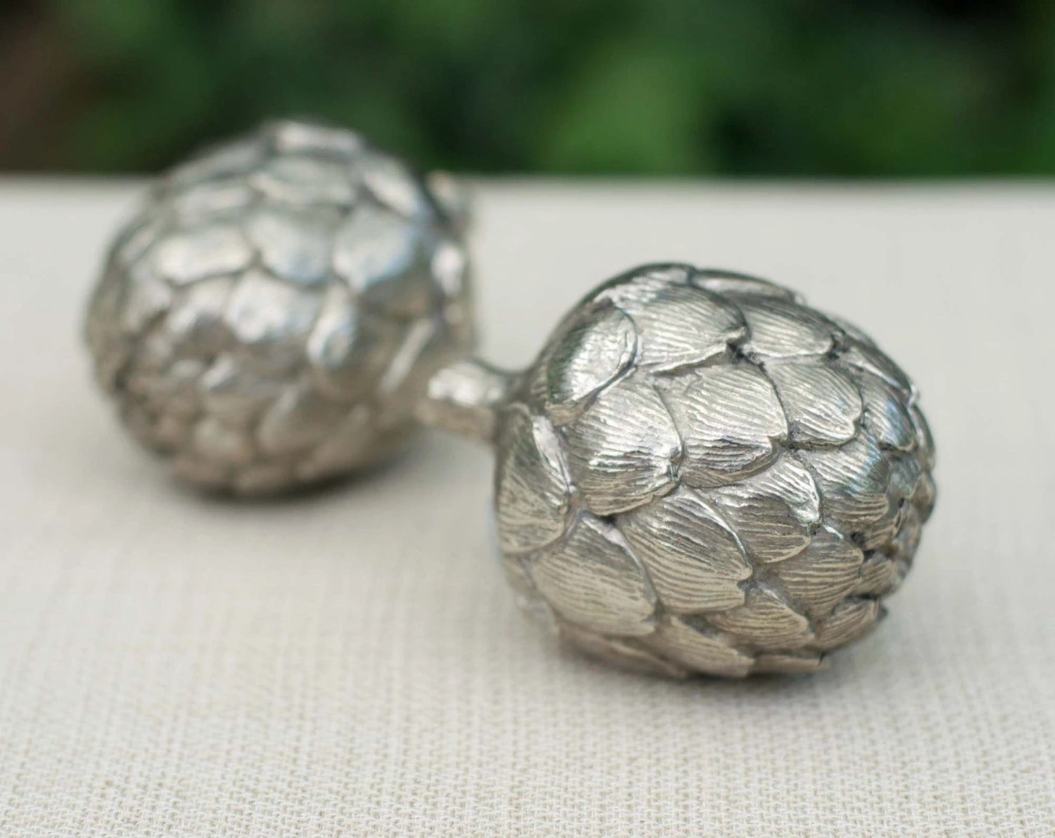 Vagabond House Artichoke Salt & Pepper Set 5 Vagabond House Artichoke Salt & Pepper Set