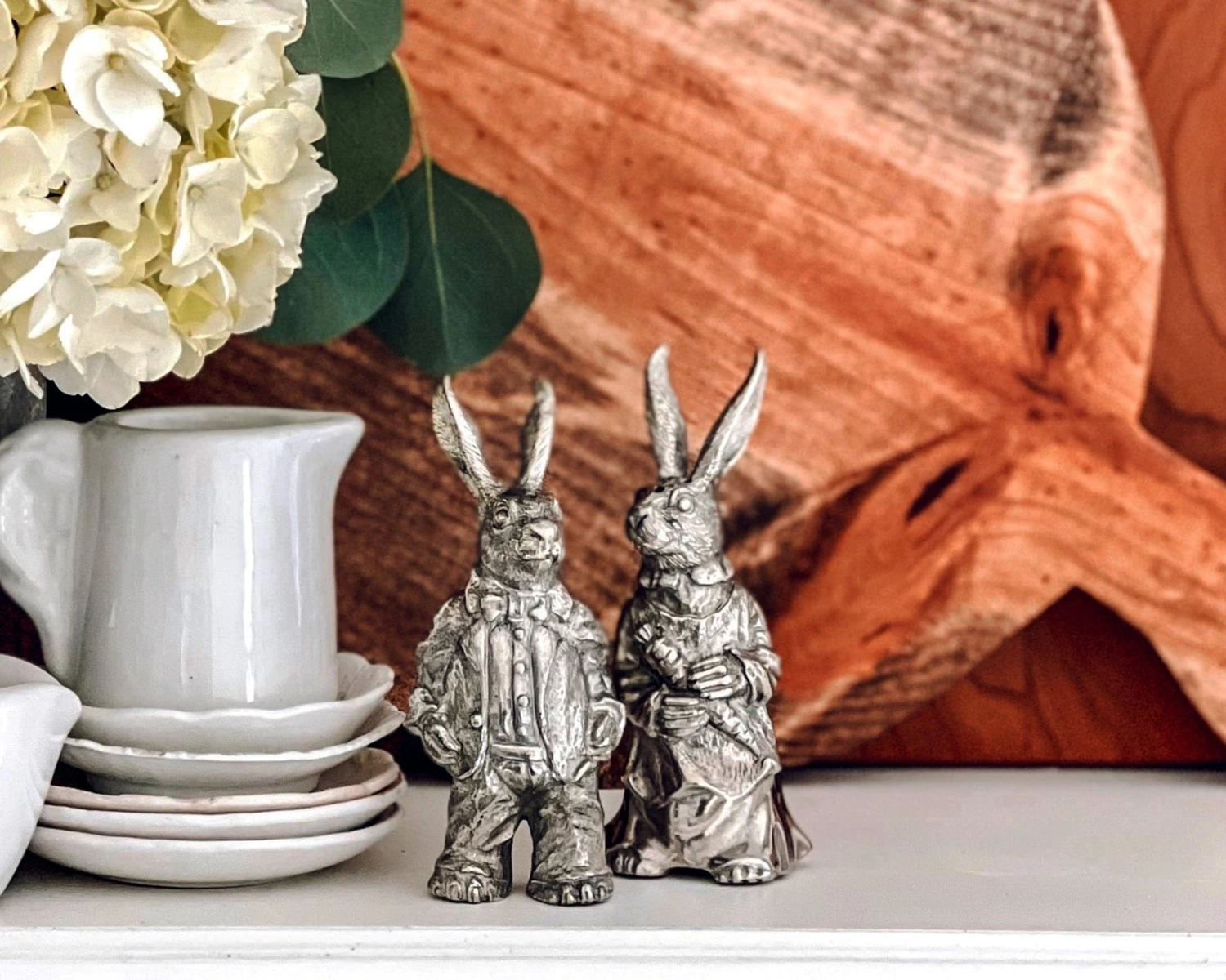 Vagabond House Garden Friends Dressed Rabbits Salt & Pepper Set 6 Vagabond House Garden Friends Dressed Rabbits Salt & Pepper Set