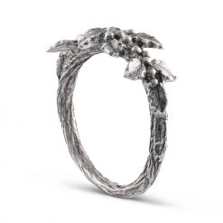 Vagabond House Christmas Holly Napkin Ring