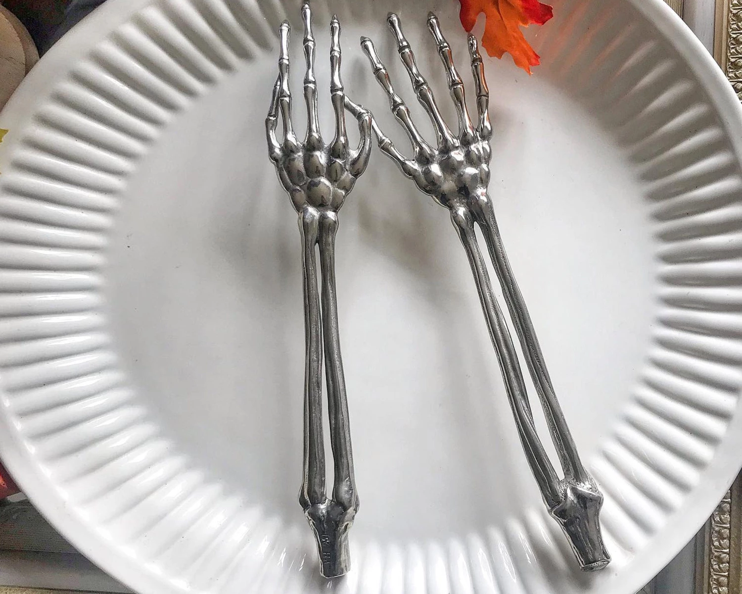 Vagabond House Holidays Skeleton Salad Server 6 Vagabond House Holidays Skeleton Salad Server