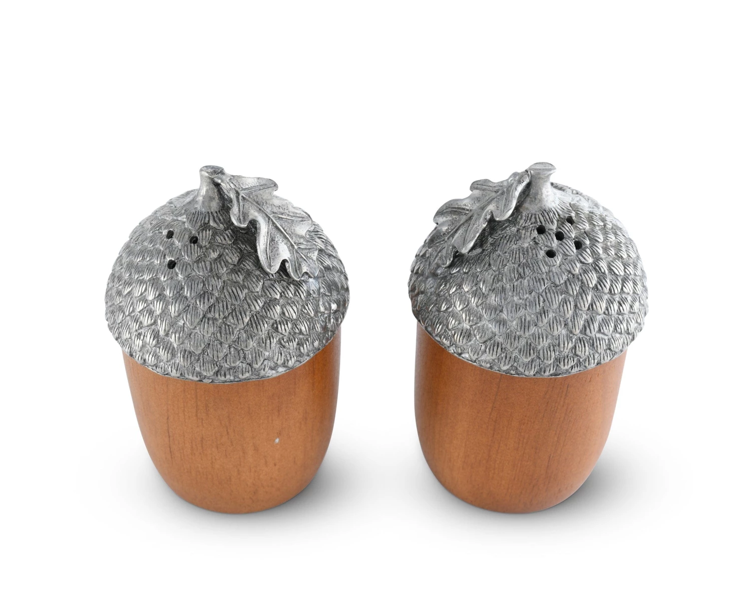 Vagabond House Wood And Pewter Acorns Salt & Pepper Set 2 Vagabond House Wood And Pewter Acorns Salt & Pepper Set