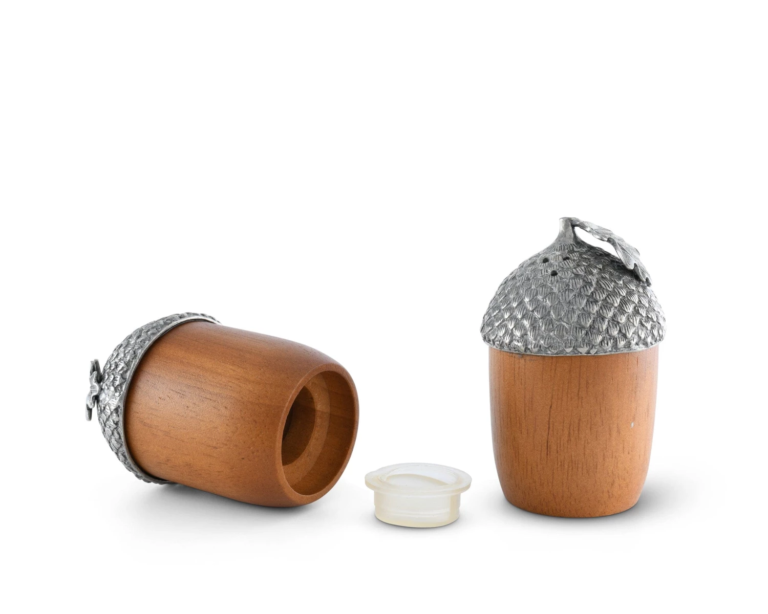 Vagabond House Wood And Pewter Acorns Salt & Pepper Set 5 Vagabond House Wood And Pewter Acorns Salt & Pepper Set