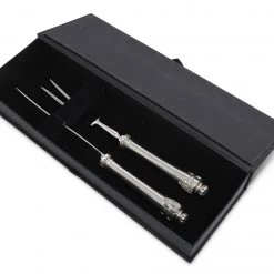 Vagabond House Medici Carving Set