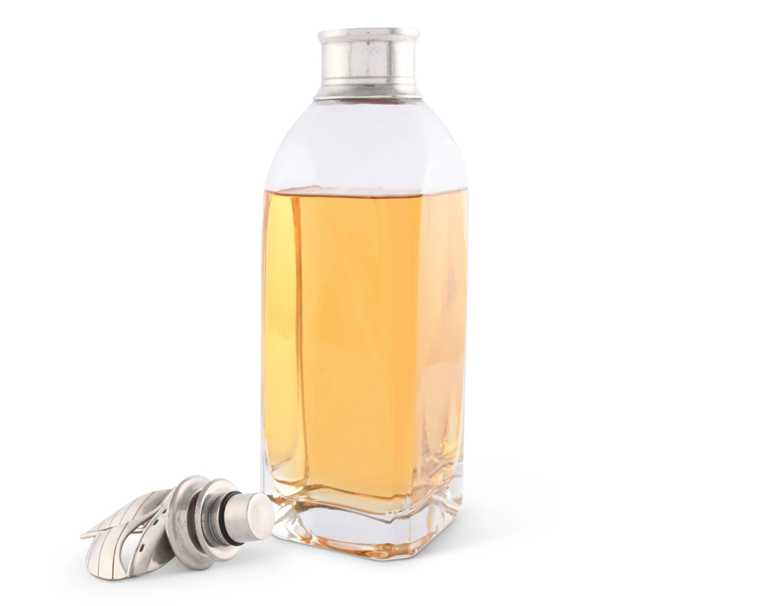 Vagabond House Sea And Shore Sail Boat Liquor Decanters 4 Vagabond House Sea And Shore Sail Boat Liquor Decanters